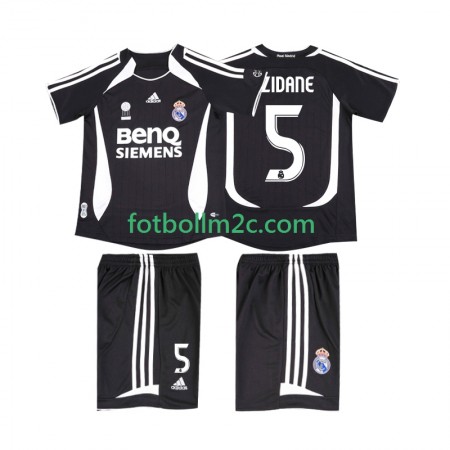 Fußballtrikots Real Madrid ZIDANE 5 2006 2007 Retro Kinder Auswärts Trikotsatz Fußballtrikots Real Madrid ZIDANE 5 2006 2007 Retro Kinder Auswärts Trikotsatz